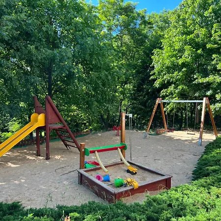 Warta Park Pelikan - Basen - Klimatyzacja - Parking